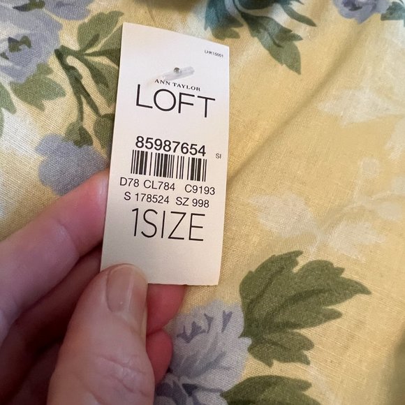 Loft Ivory Fringe Scarf and Newboy Hat w/Pom - Picture 4 of 6